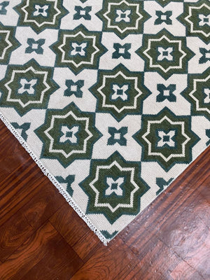 Indian Hand Knotted Rug For Living Room - UR - 0001 image 6