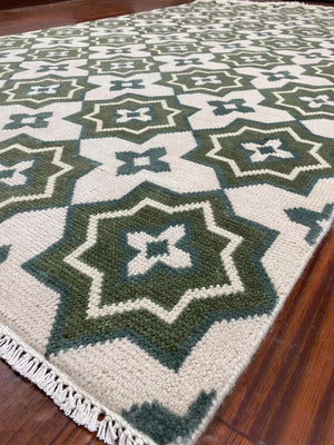 Indian Hand Knotted Rug For Living Room - UR - 0001 image 5